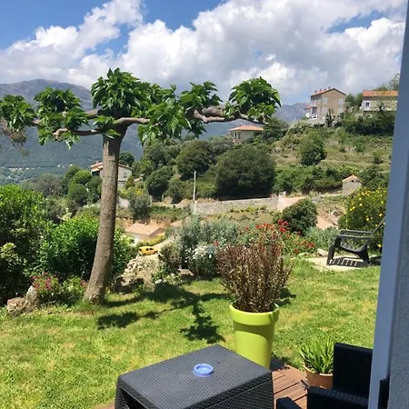 Location En Alta Rocca A Sainte Lucie De Tallano *